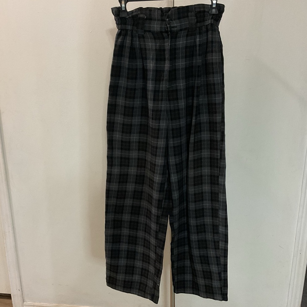 Urban Outfitters Straight Leg Gingham Pants Size S
